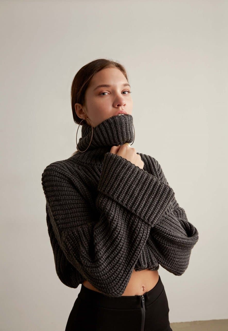 Aquarius Crop Strickpullover Grau - Matterhorn Studio