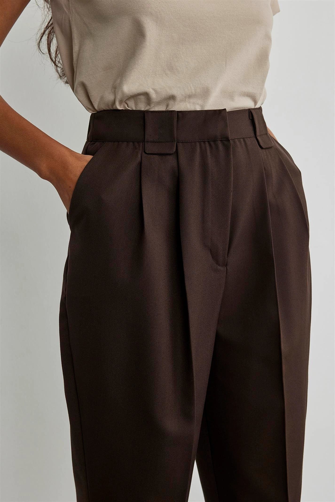 Brun Hose - Matterhorn Studio